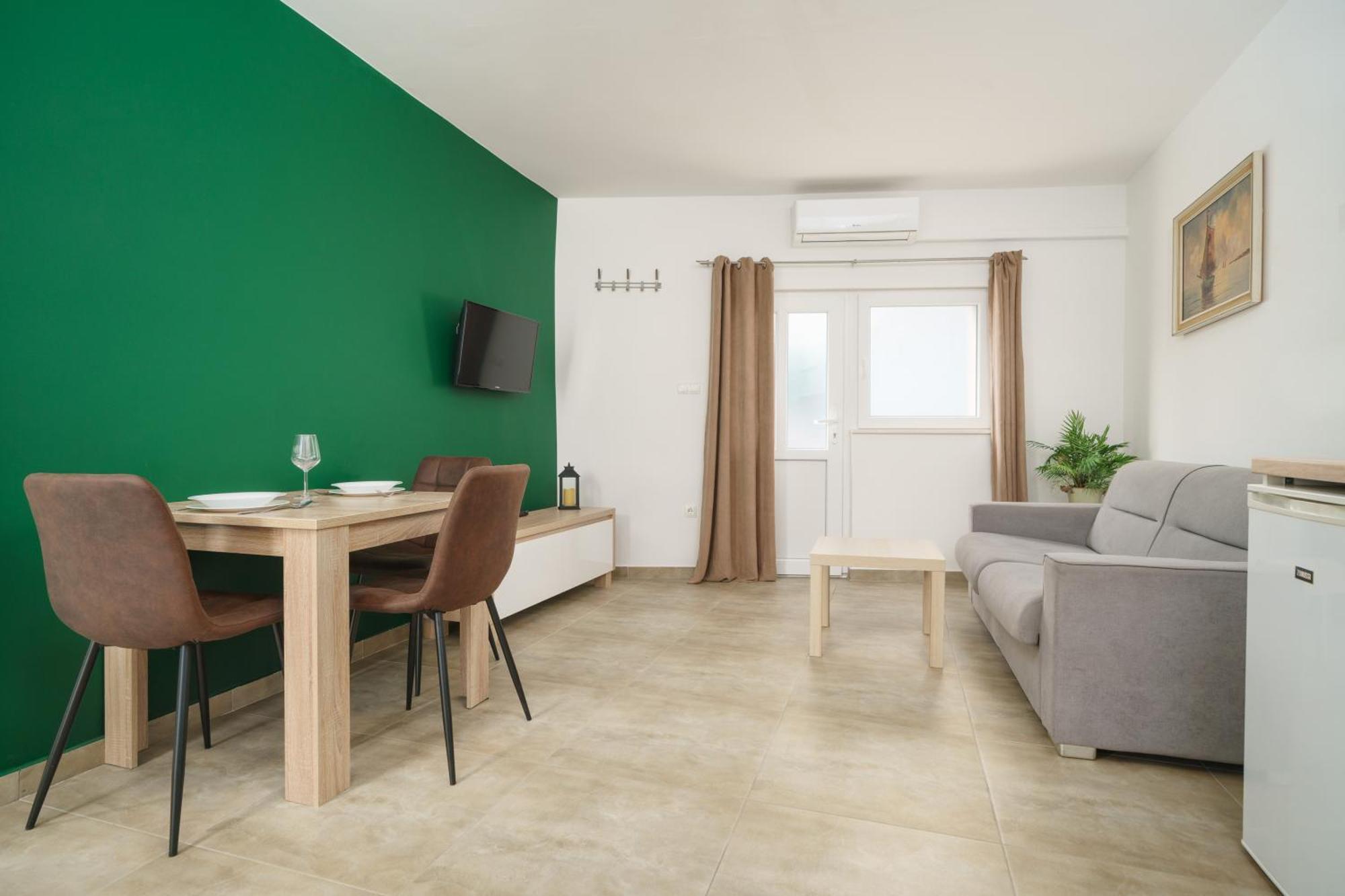 Holiday Home Oliva โวดีเซ ภายนอก รูปภาพ