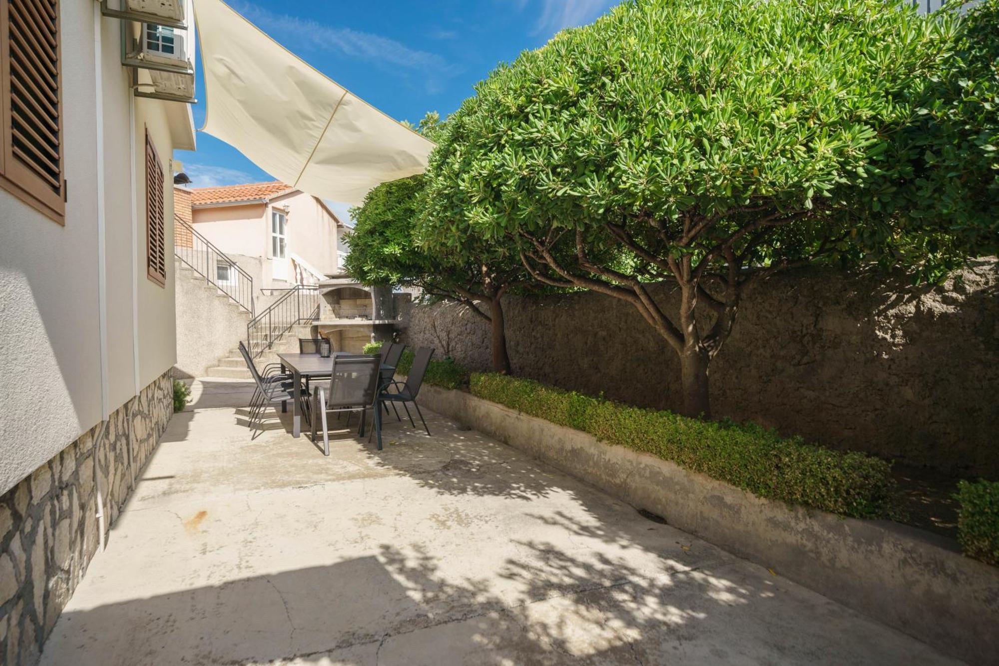 Holiday Home Oliva โวดีเซ ภายนอก รูปภาพ