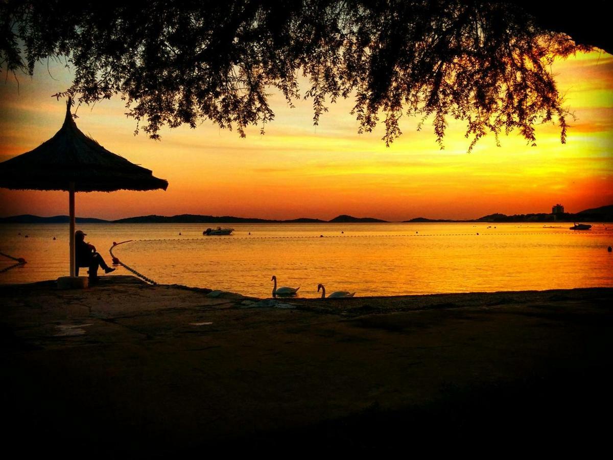 Holiday Home Oliva โวดีเซ ภายนอก รูปภาพ